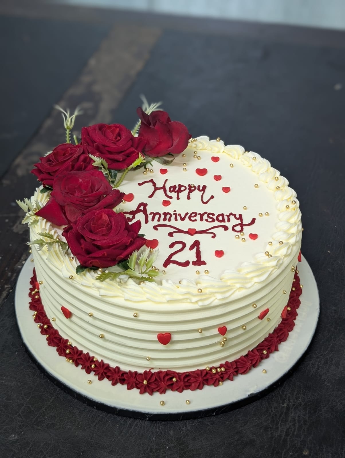 Customized Cakes for birthdays, Special Occasions i.e Wedding, Engagement, Nikkah, Hujj, Umra, Eid, Happy New year etc.h