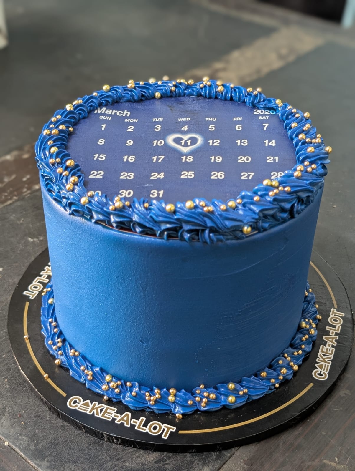 Customized Cakes for birthdays, Special Occasions i.e Wedding, Engagement, Nikkah, Hujj, Umra, Eid, Happy New year etc.h